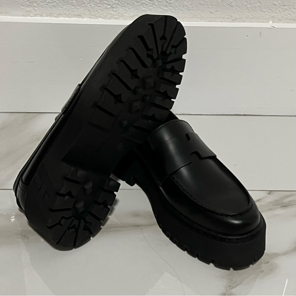 Black glazed leather loafers - Picture 2 of 4
